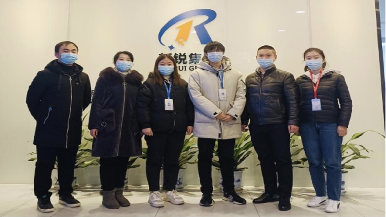 熱烈歡迎武漢外語外事職業(yè)技術(shù)學(xué)院來我司實習(xí)走訪